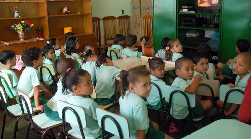 Brasil tem mais de 632 mil crianças em fila de espera por creche