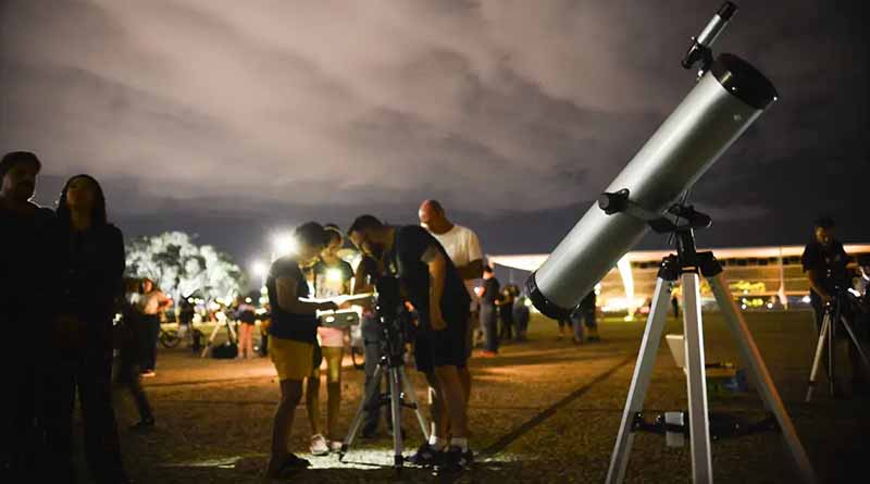 Cometa que passará perto da Terra poderá ser visto no Brasil